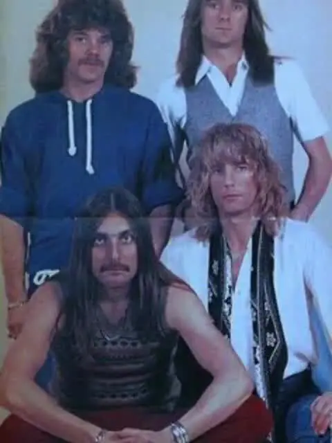 STATUS QUO
